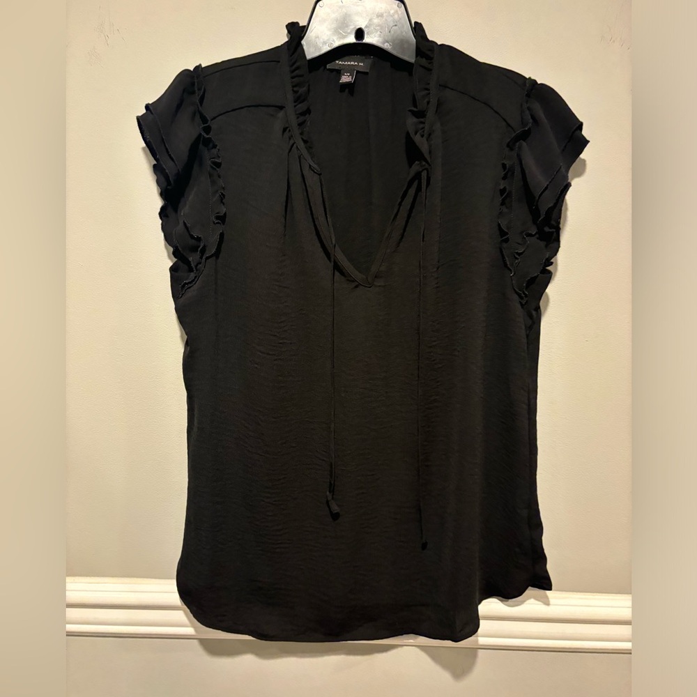 Women's Black Ruffly Short Sleeve - Size Small Worm 1x Excellent condition